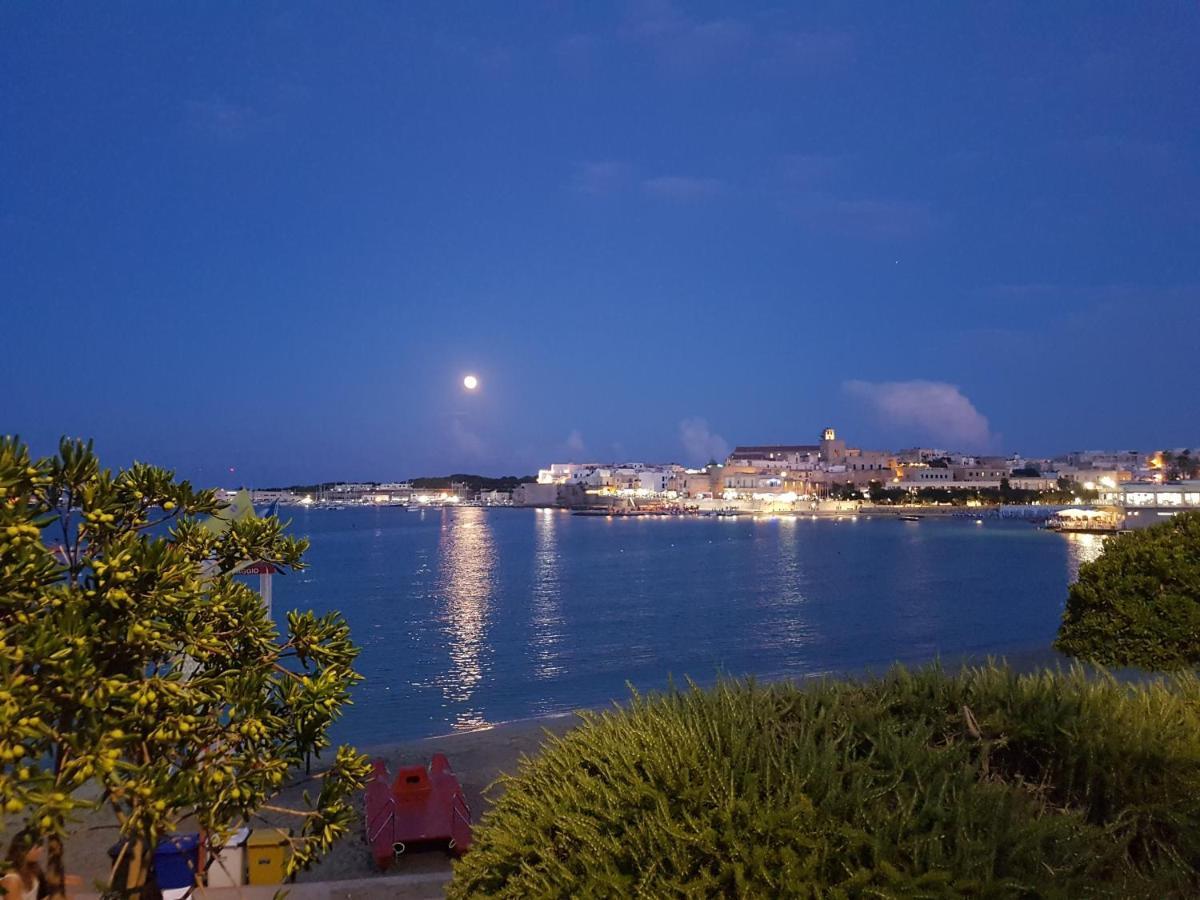 Torre Dell'Orso Centro - Villino Vista Mare Con Ampio Giardino Villa Exterior photo